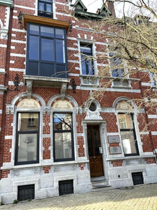 Au Cabinet Childeric Apartment Tournai Exterior photo